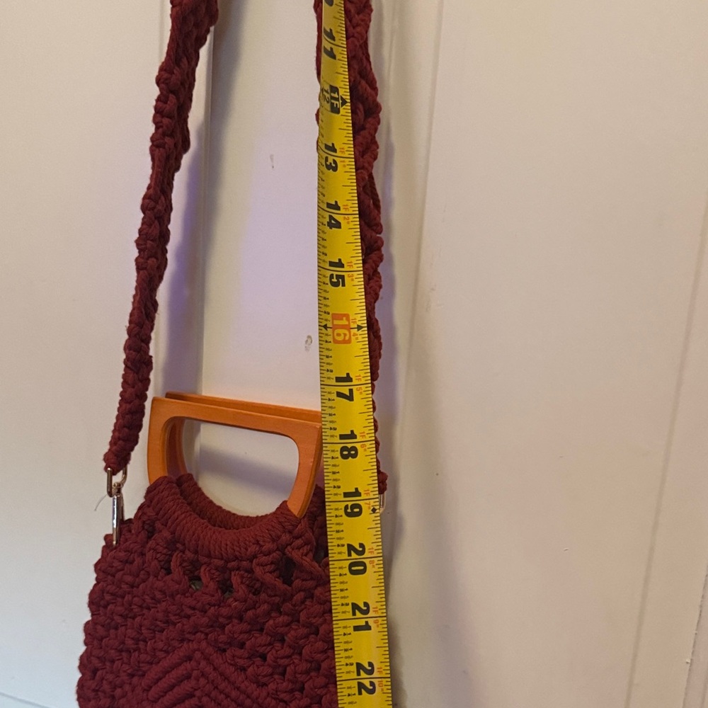 Handcrafted Red Macramé Bag - Picture 12 of 13